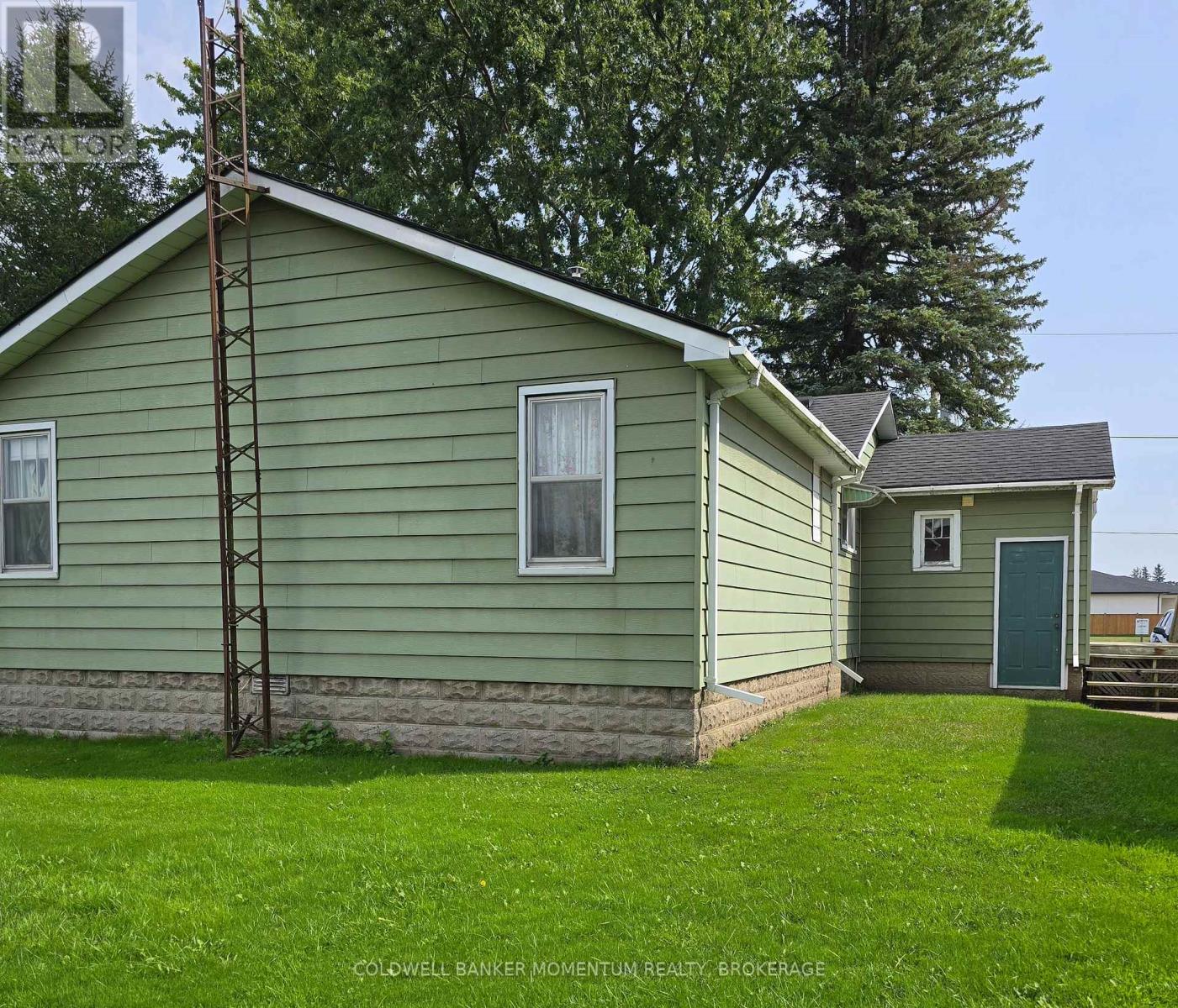 1-5 Priddle Drive Property Photo 4