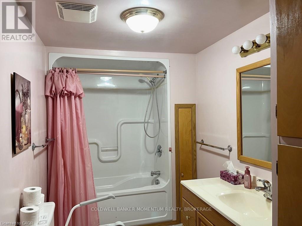1-5 Priddle Drive Property Photo 16