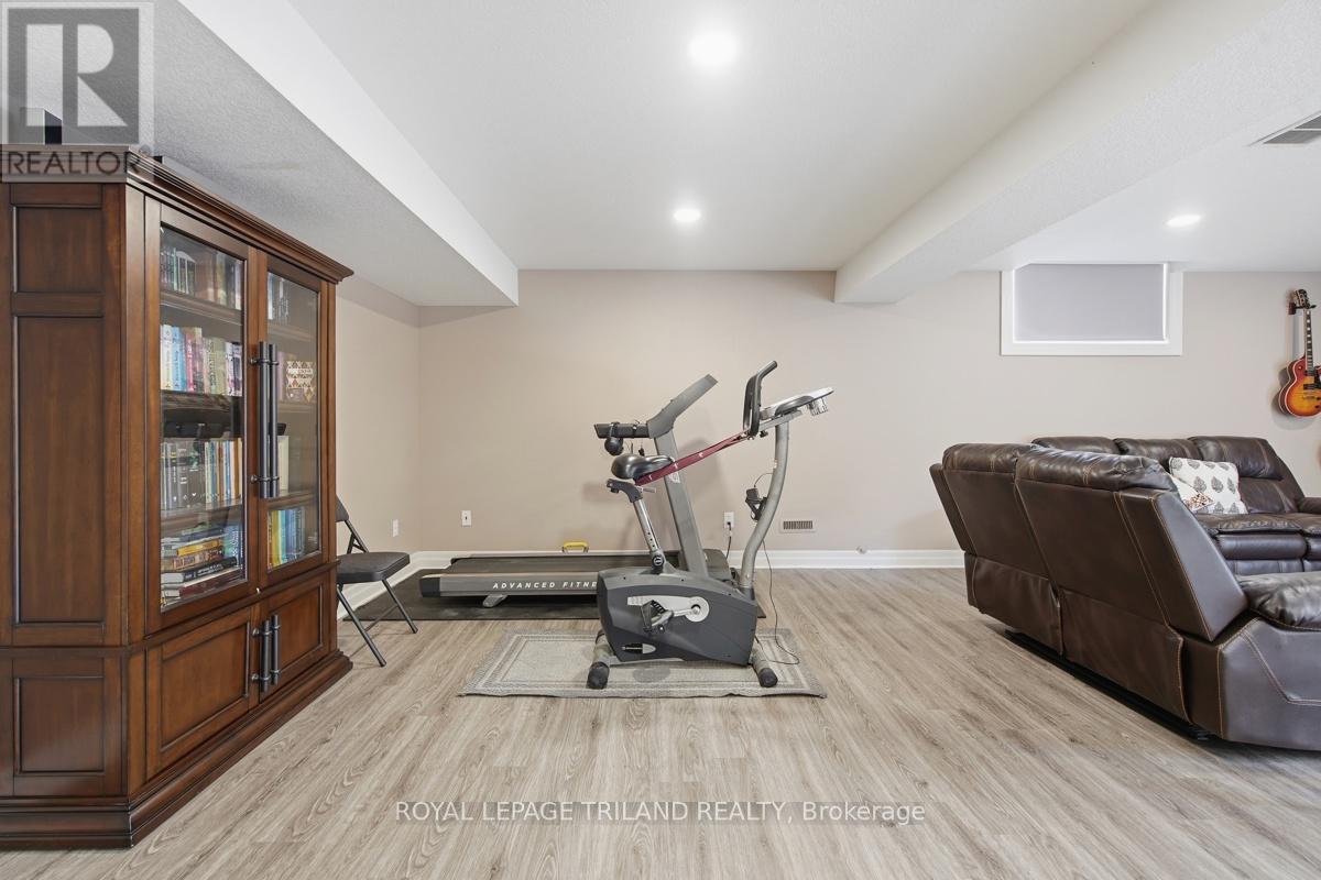 1731 Fiddlehead Place Property Photo 30