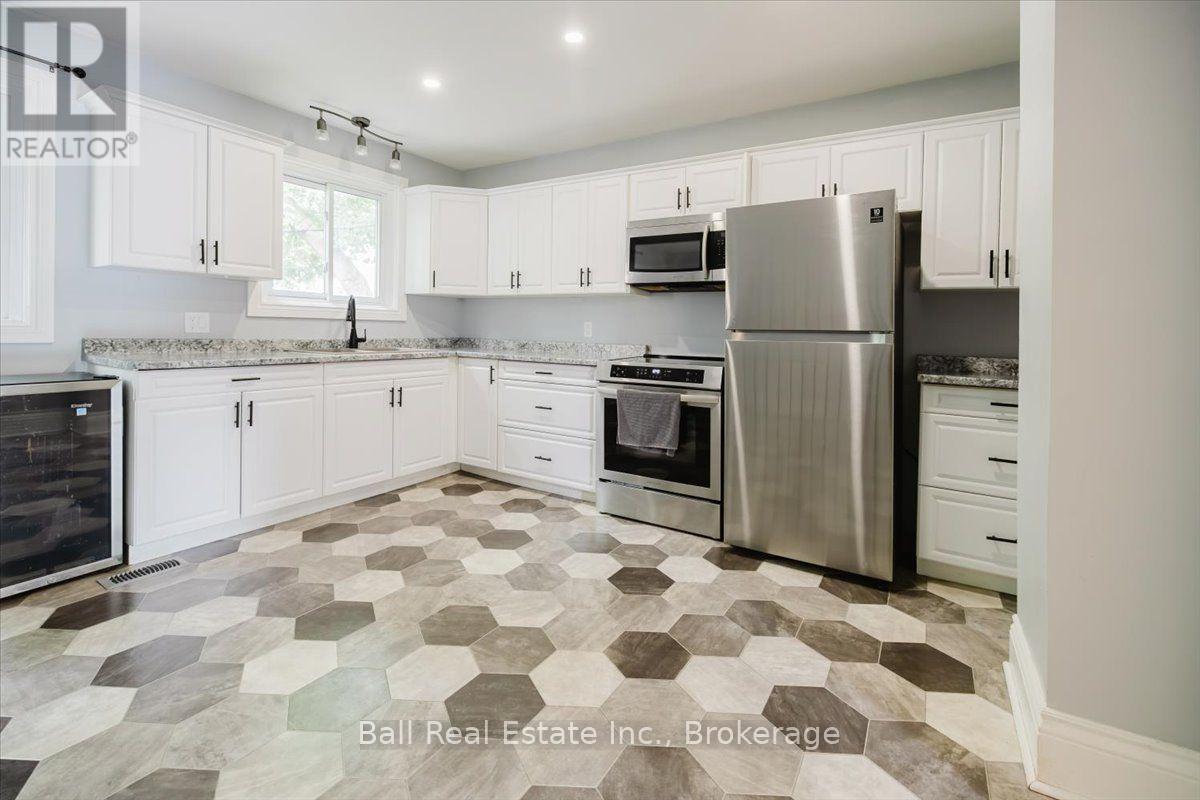 47 Park Street S Property Photo 30