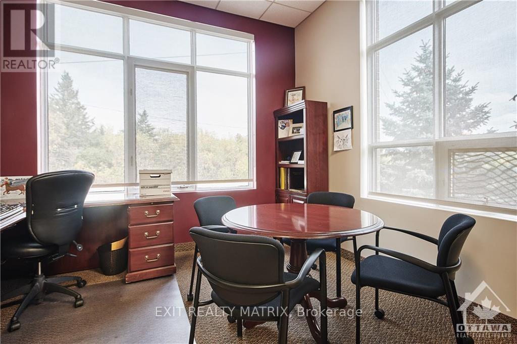1000-l1 - 300 Terry Fox Drive Property Photo 5