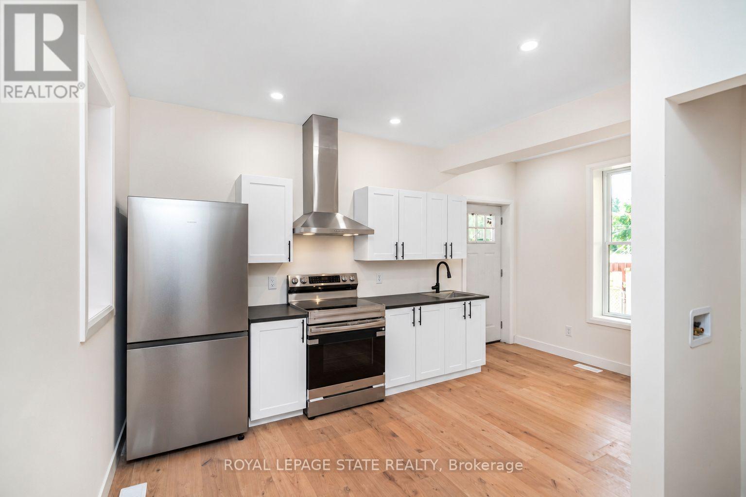 60 William Street Property Photo 9