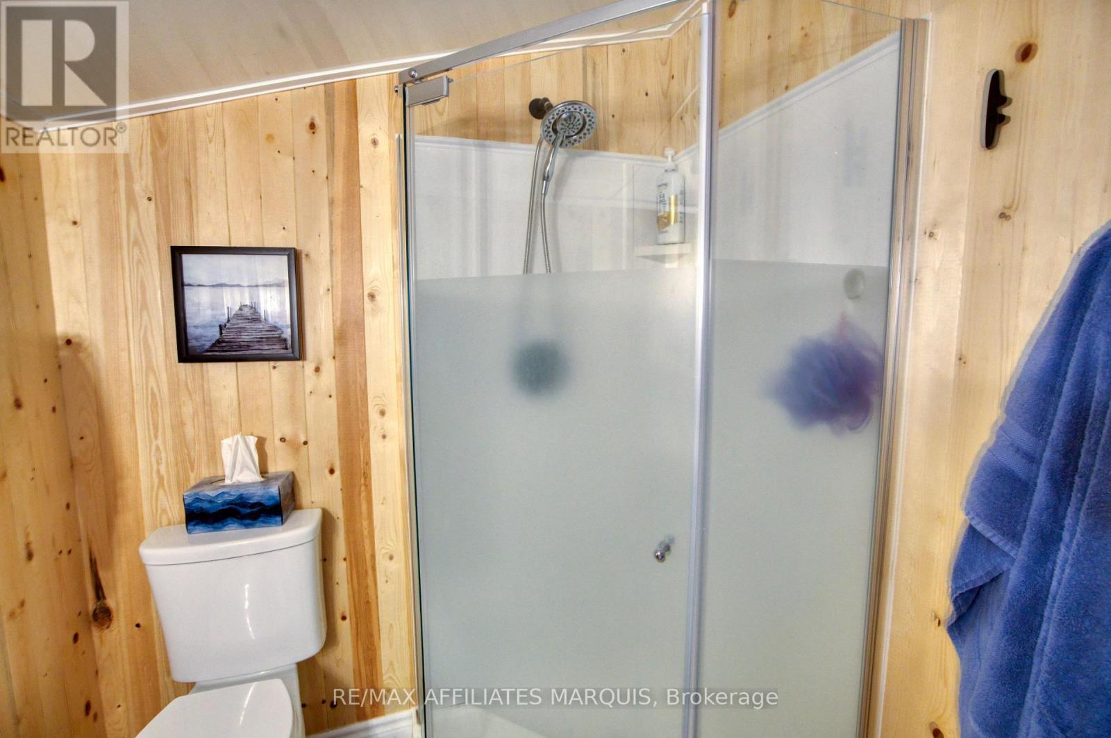 54 Thompson Lane Property Photo 13