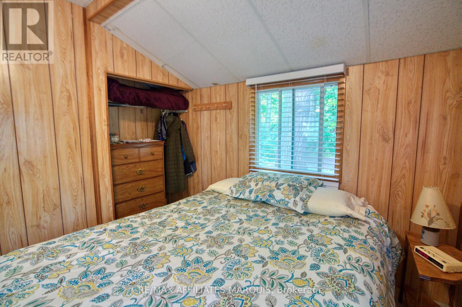 54 Thompson Lane Property Photo 18