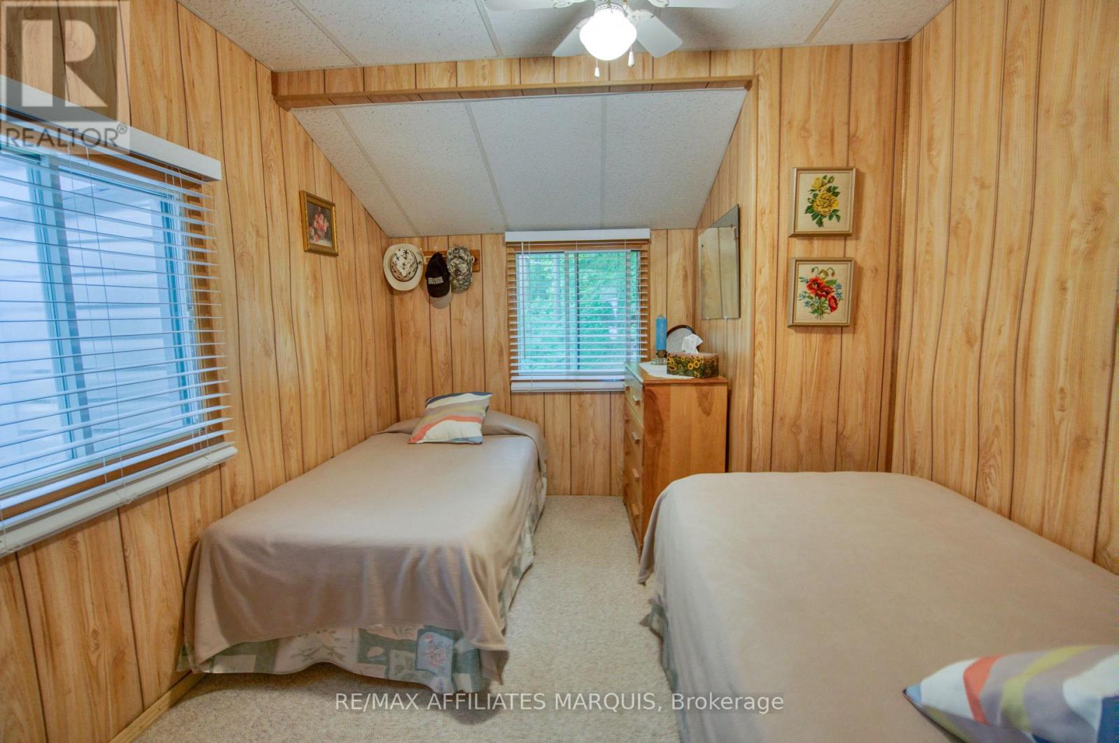 54 Thompson Lane Property Photo 19