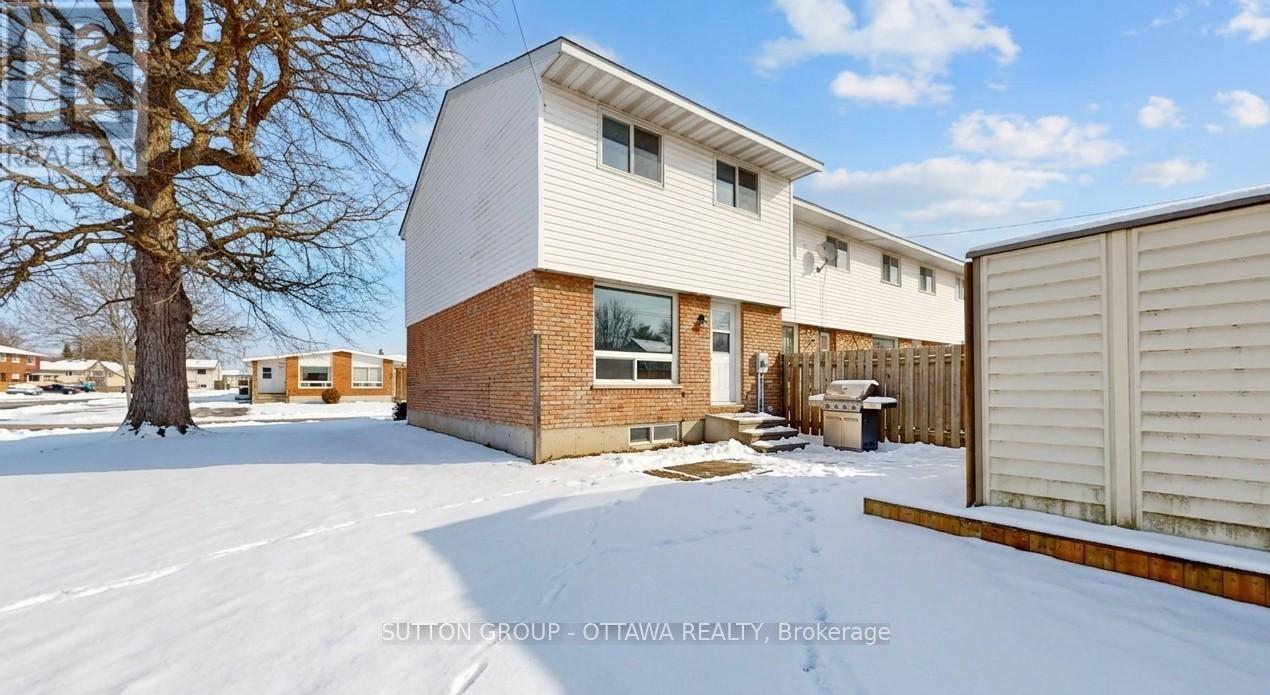 28 Carraway Crescent Property Photo 9