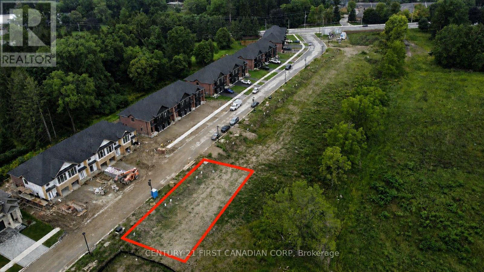 6882 Heathwoods Avenue Property Photo 3