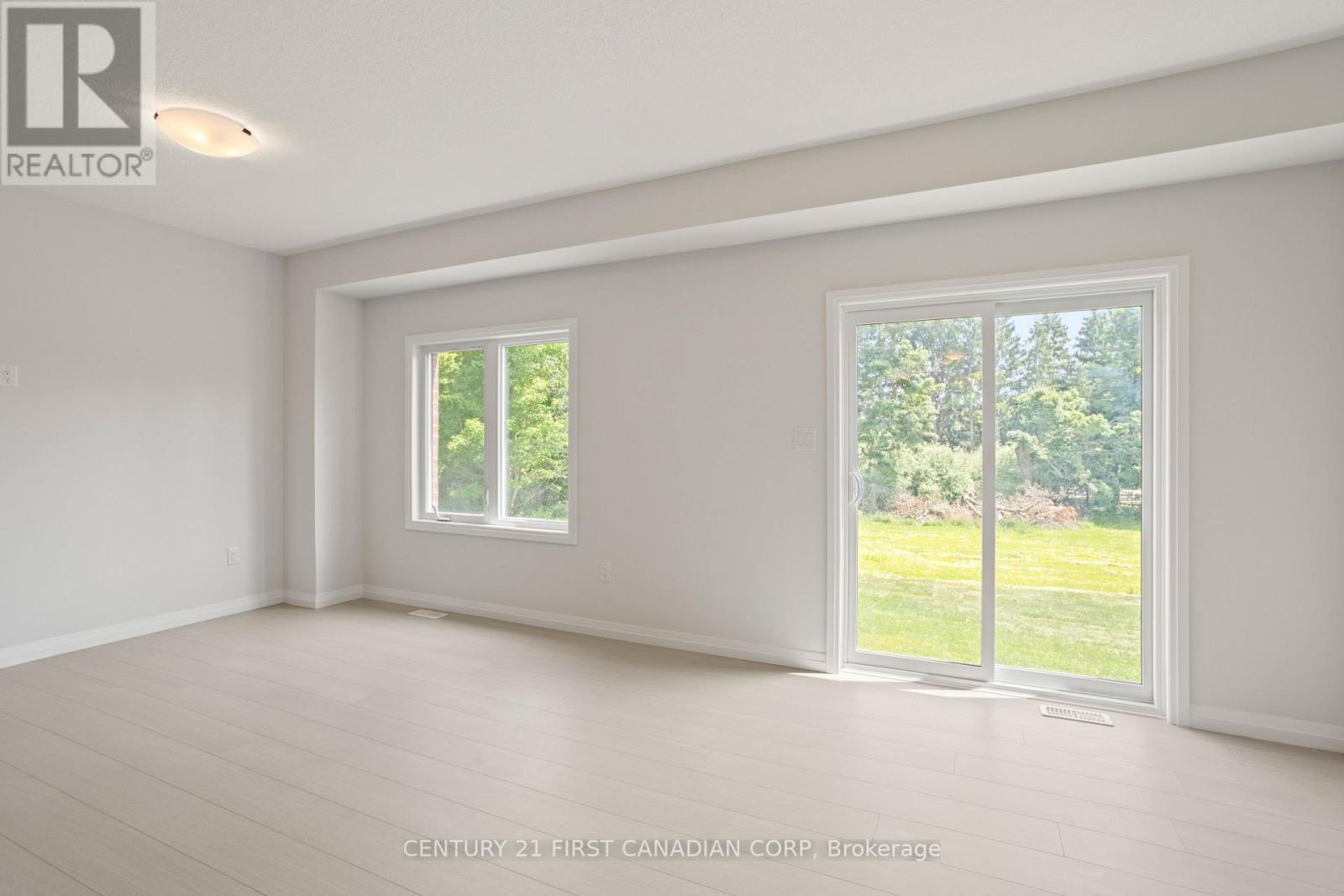 6882 Heathwoods Avenue Property Photo 11