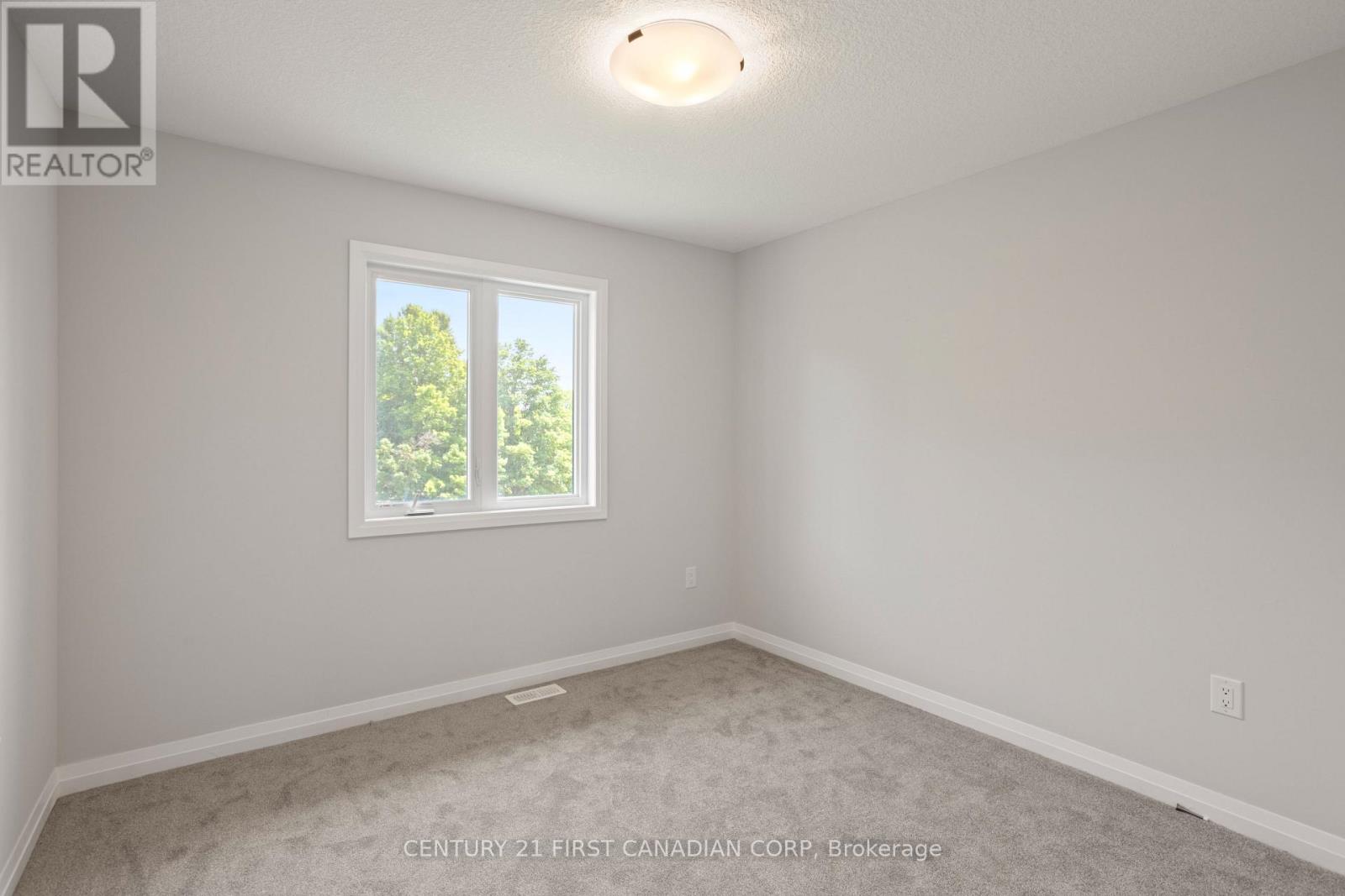 6882 Heathwoods Avenue Property Photo 19