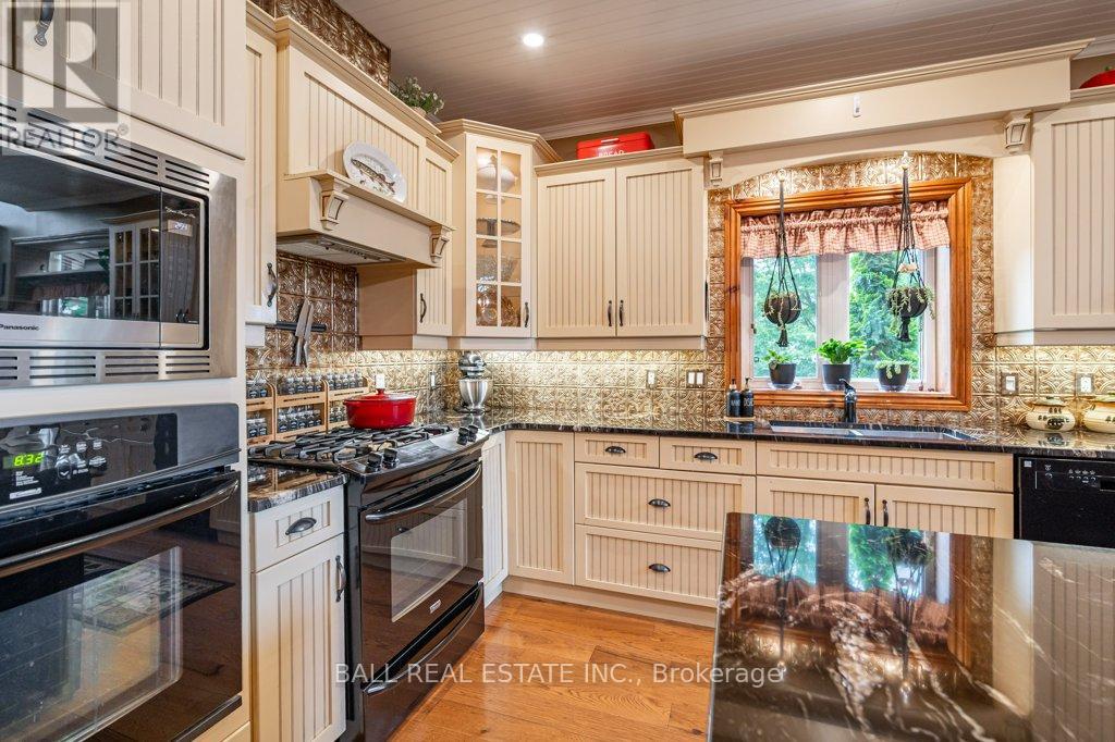 32 Shadowood Lane Property Photo 13