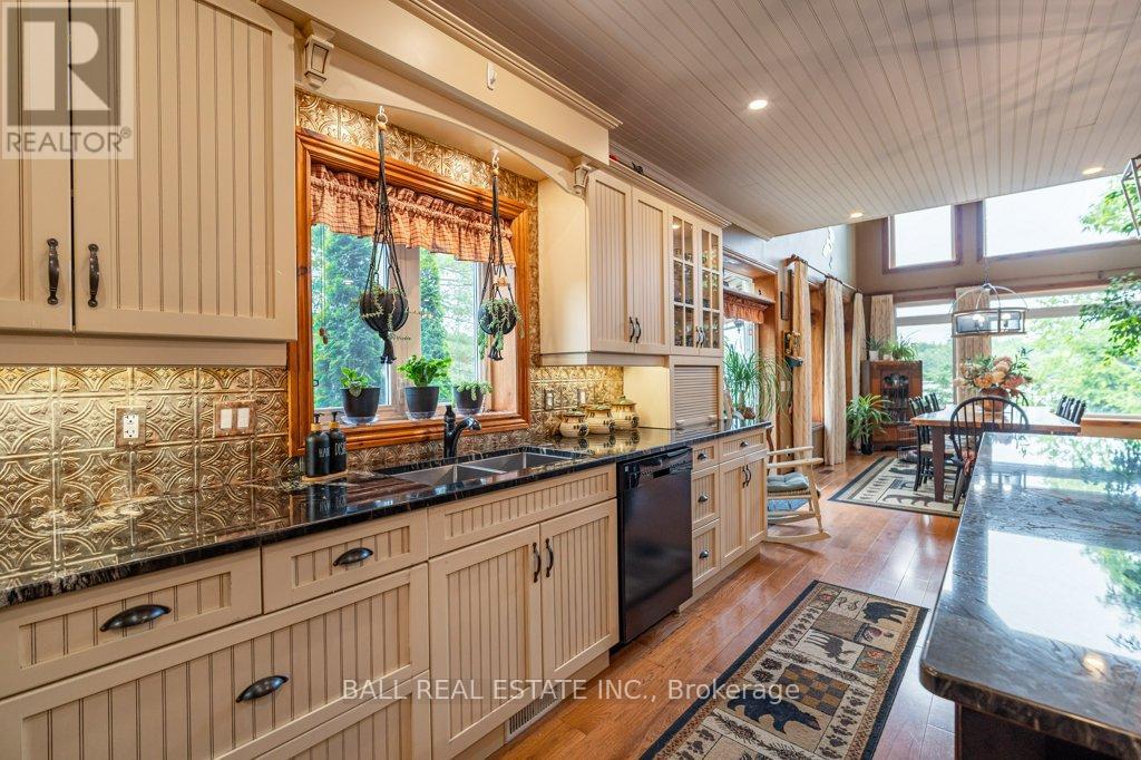 32 Shadowood Lane Property Photo 14