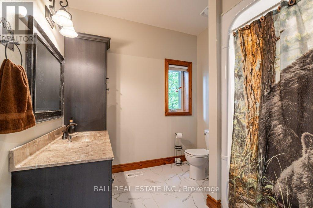 32 Shadowood Lane Property Photo 22