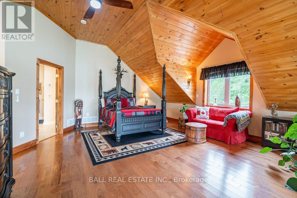 32 Shadowood Lane Property Photo 24