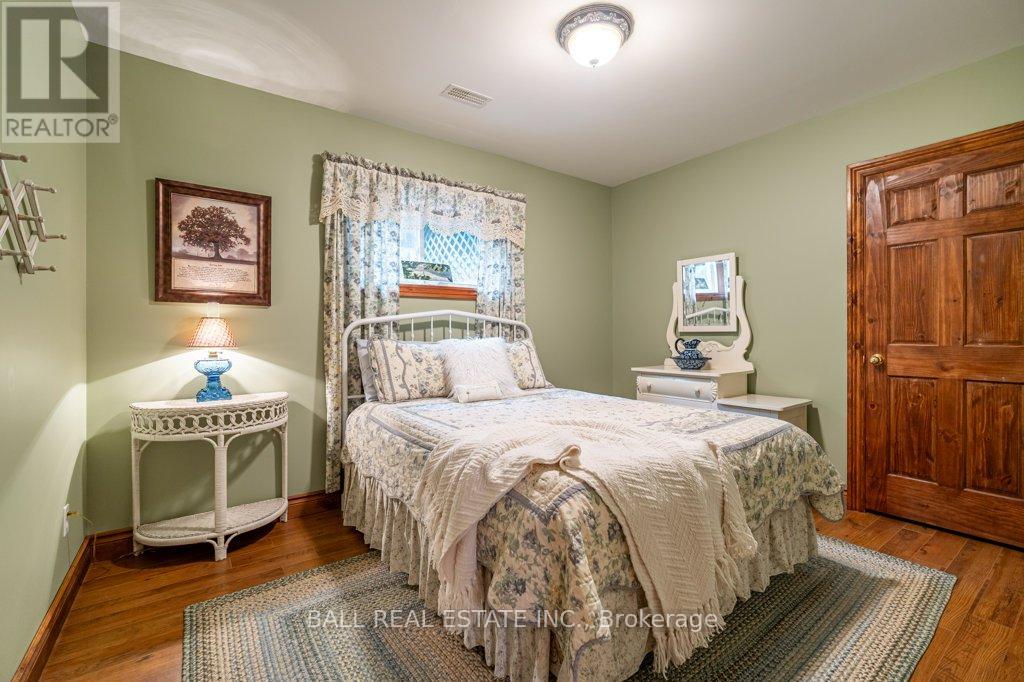 32 Shadowood Lane Property Photo 34