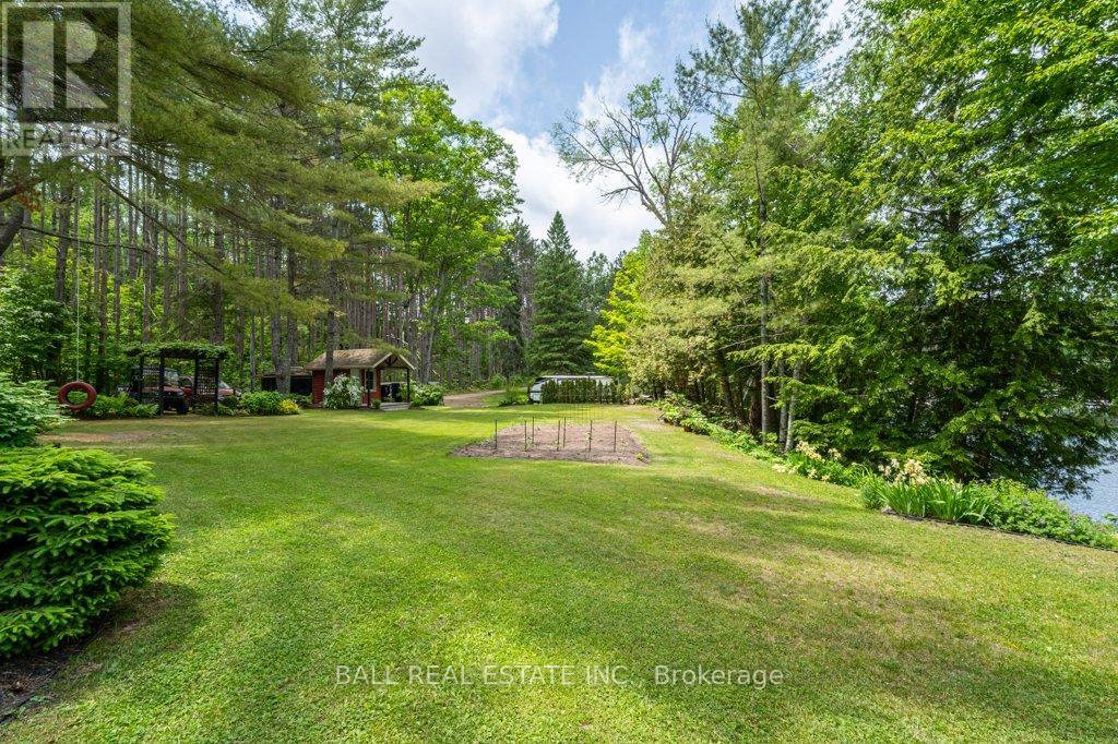 32 Shadowood Lane Property Photo 42