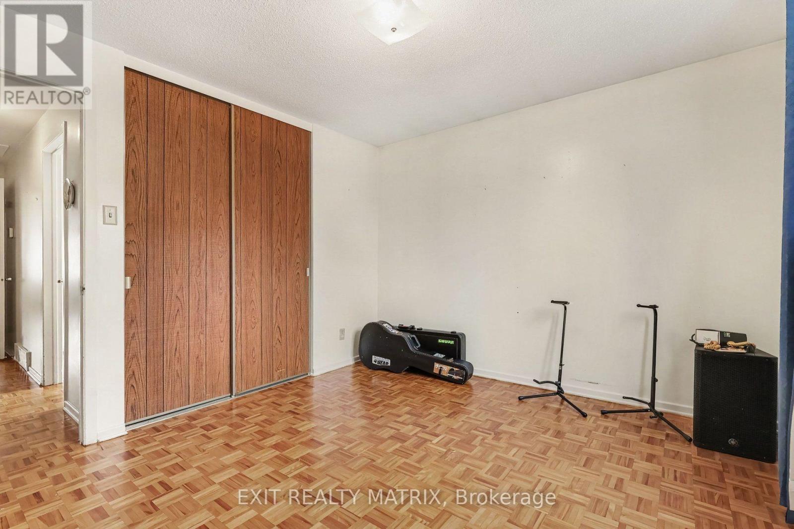 1887 Elmridge Drive Property Photo 20