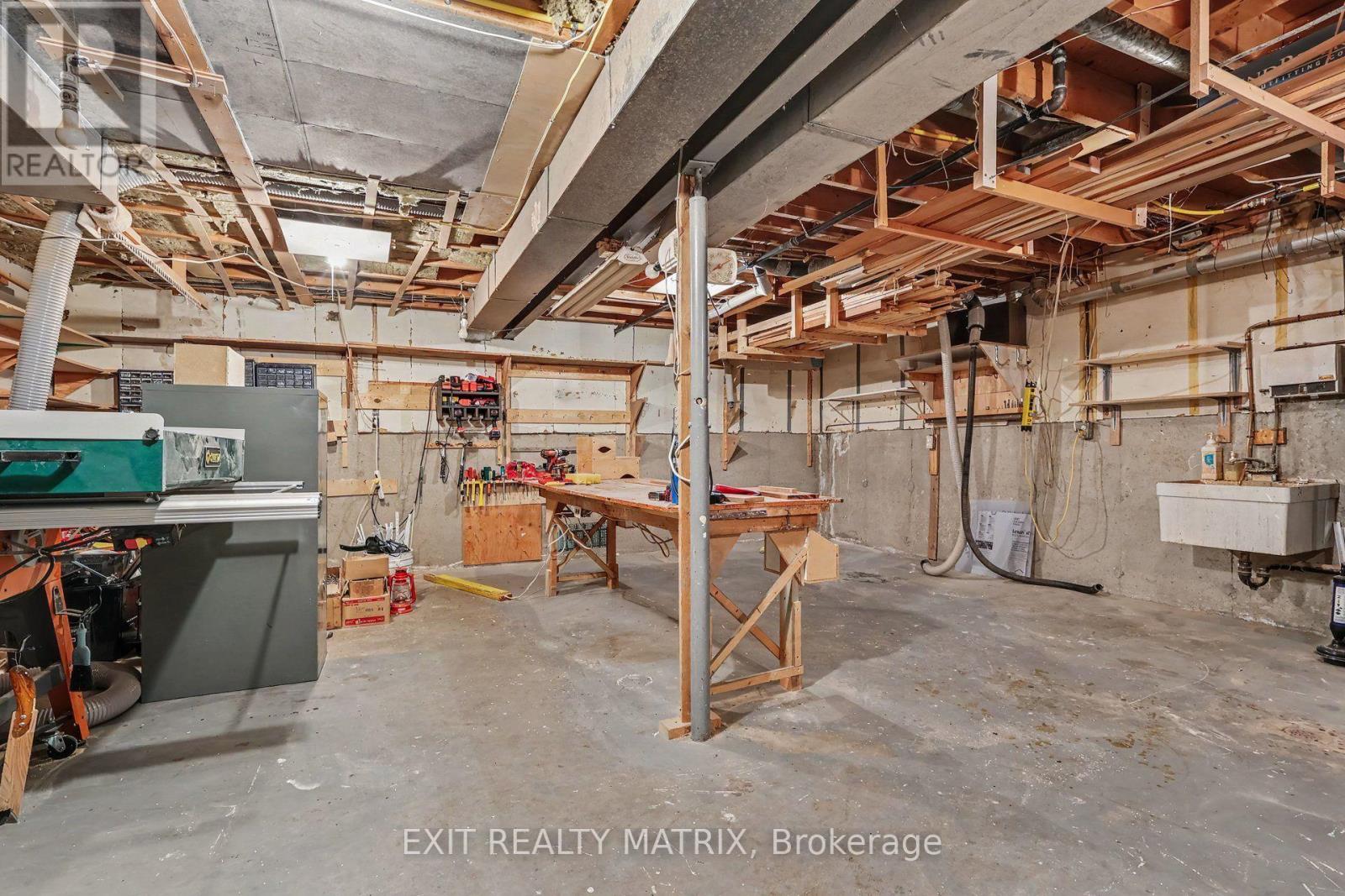 1887 Elmridge Drive Property Photo 27