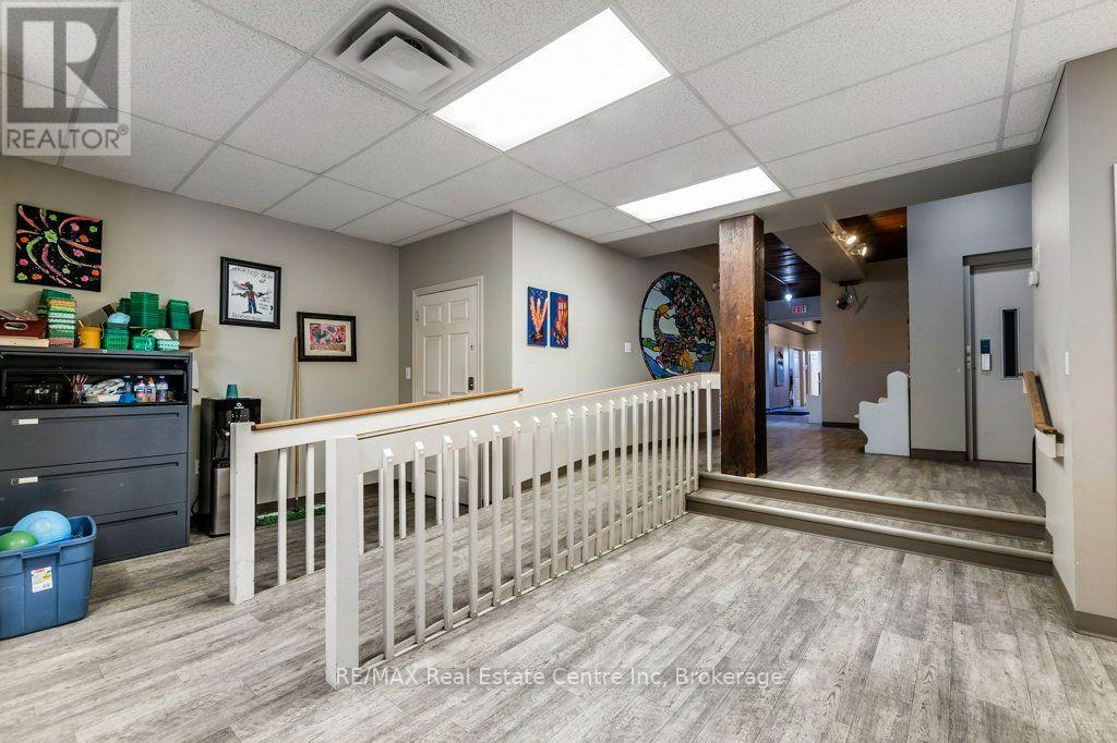 280 St Patrick Street W Property Photo 12