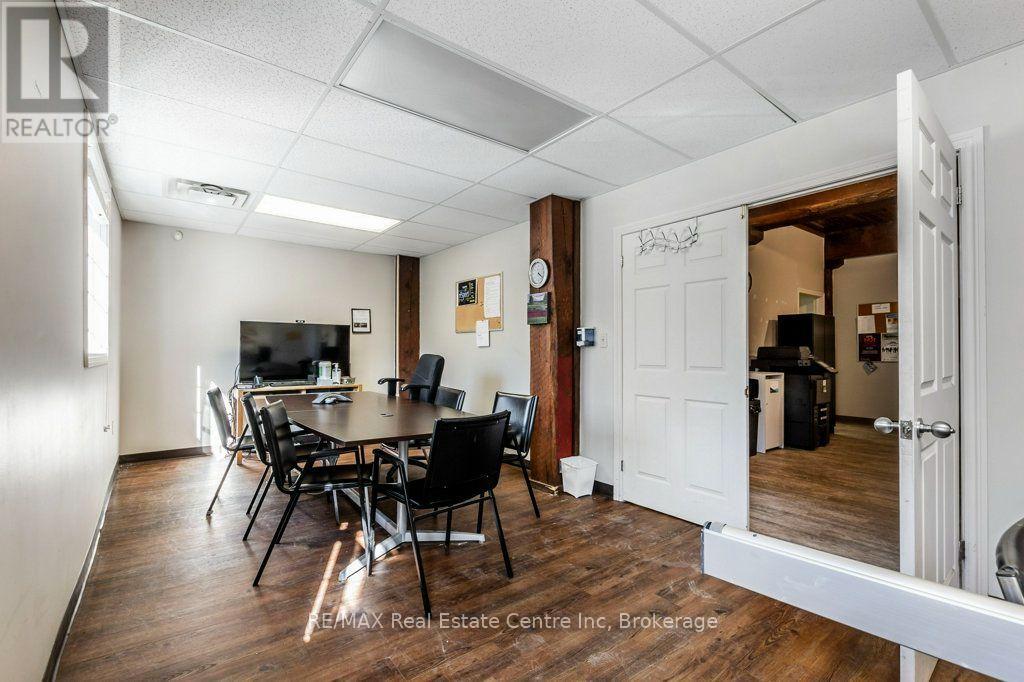 280 St Patrick Street W Property Photo 16