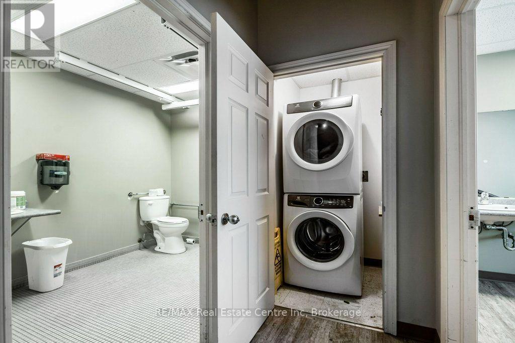 280 St Patrick Street W Property Photo 19