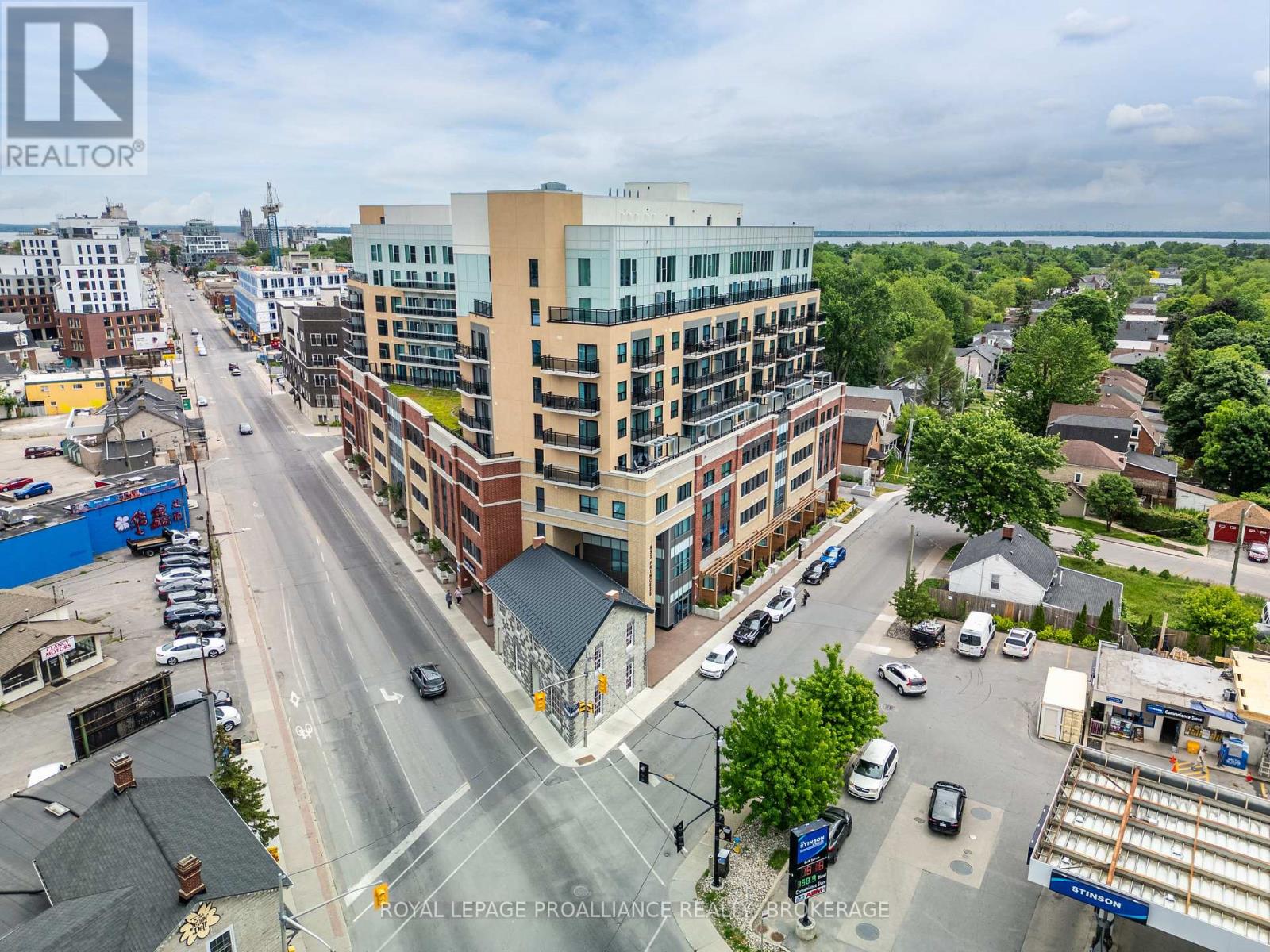 425 - 652 Princess Street Photo de la propriété 1