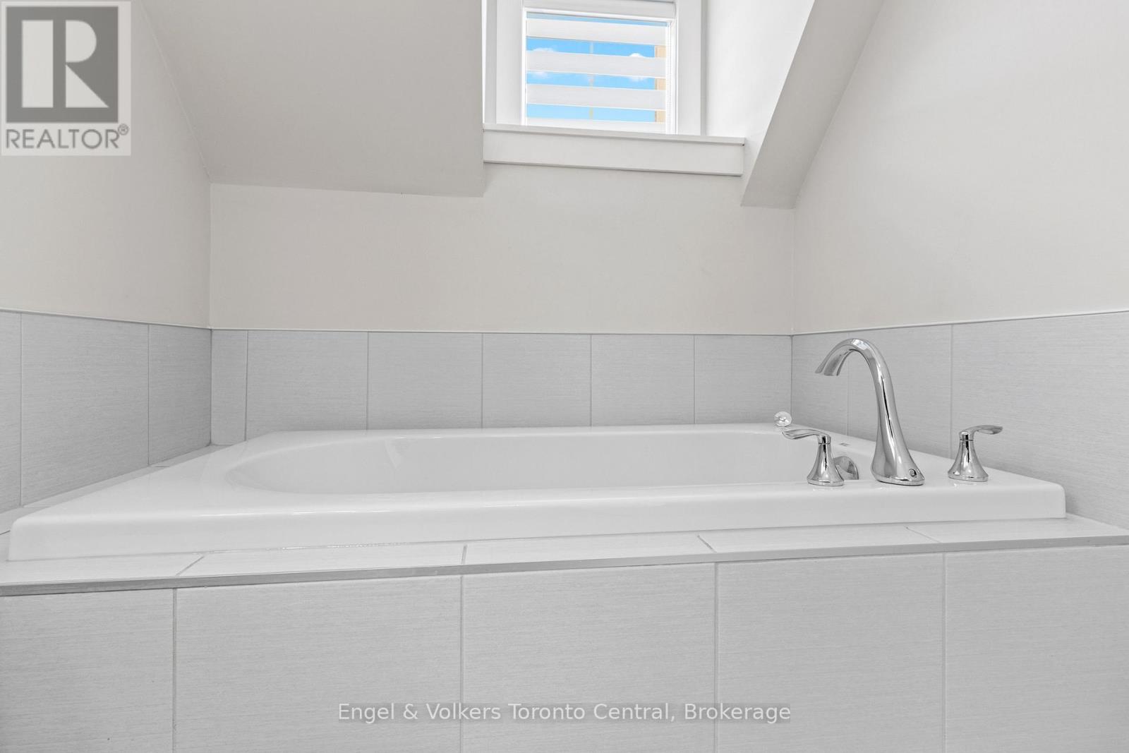145 Sycamore Street Property Photo 29