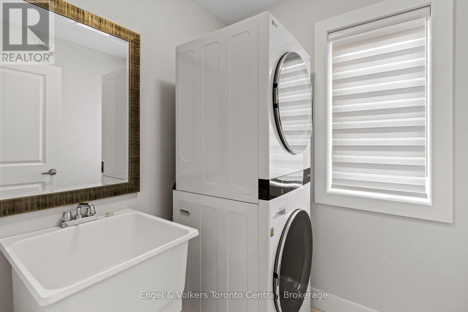 145 Sycamore Street Property Photo 35