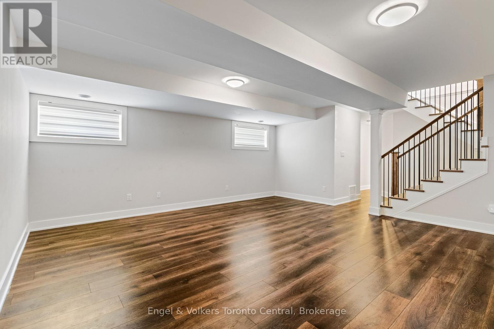 145 Sycamore Street Property Photo 38