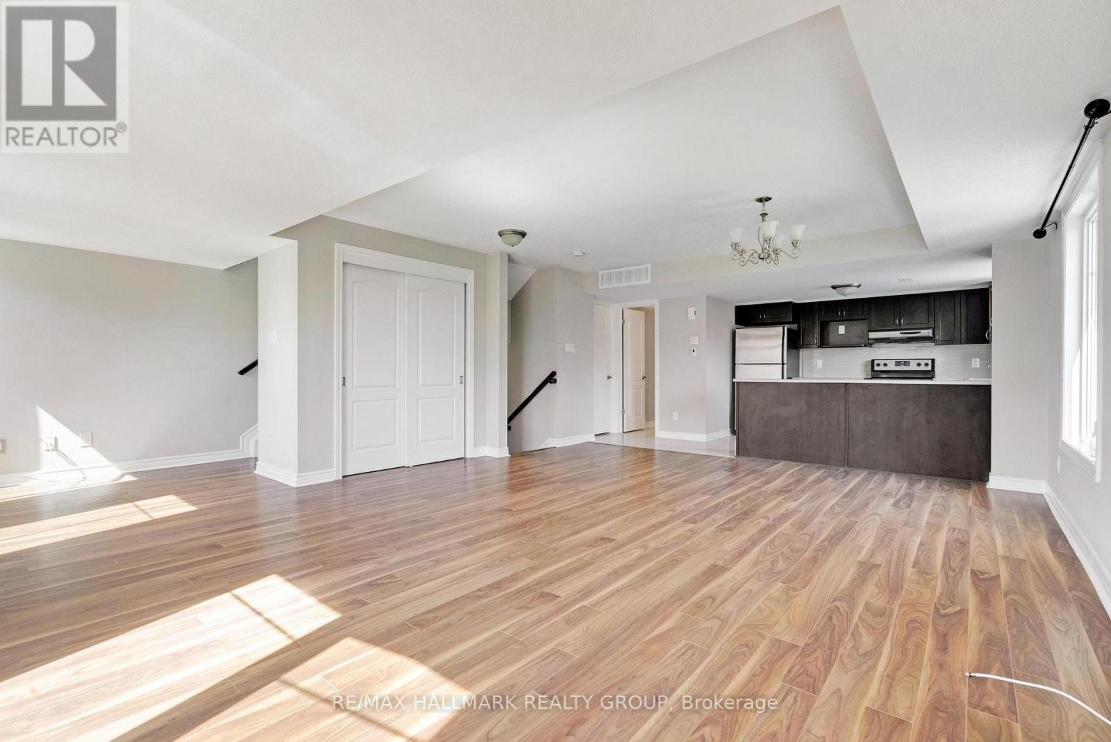 255b Titanium Private Property Photo 8