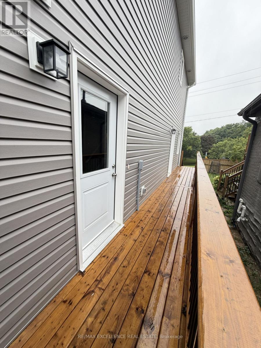 18 Huff Avenue Property Photo 4