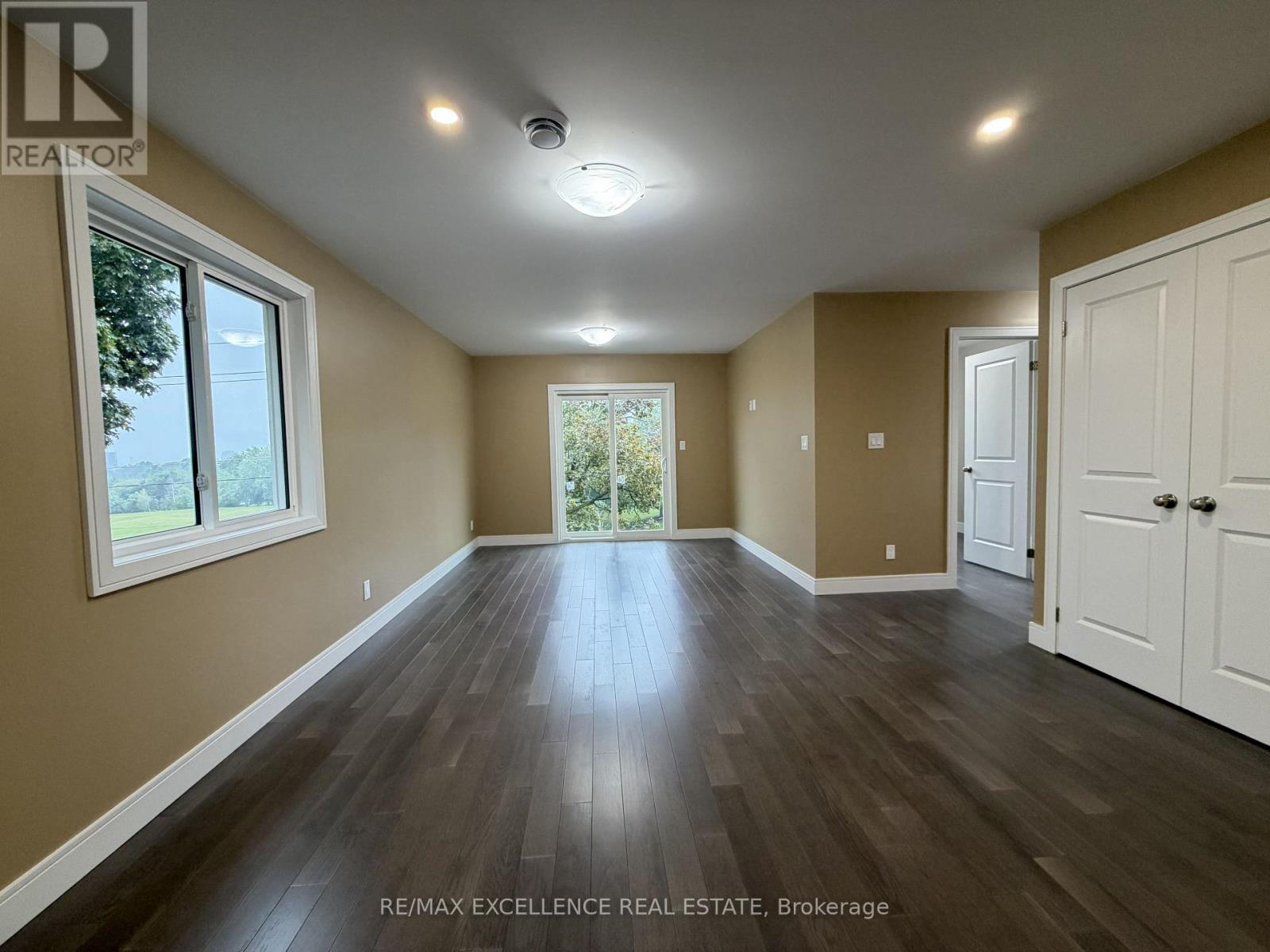18 Huff Avenue Property Photo 6
