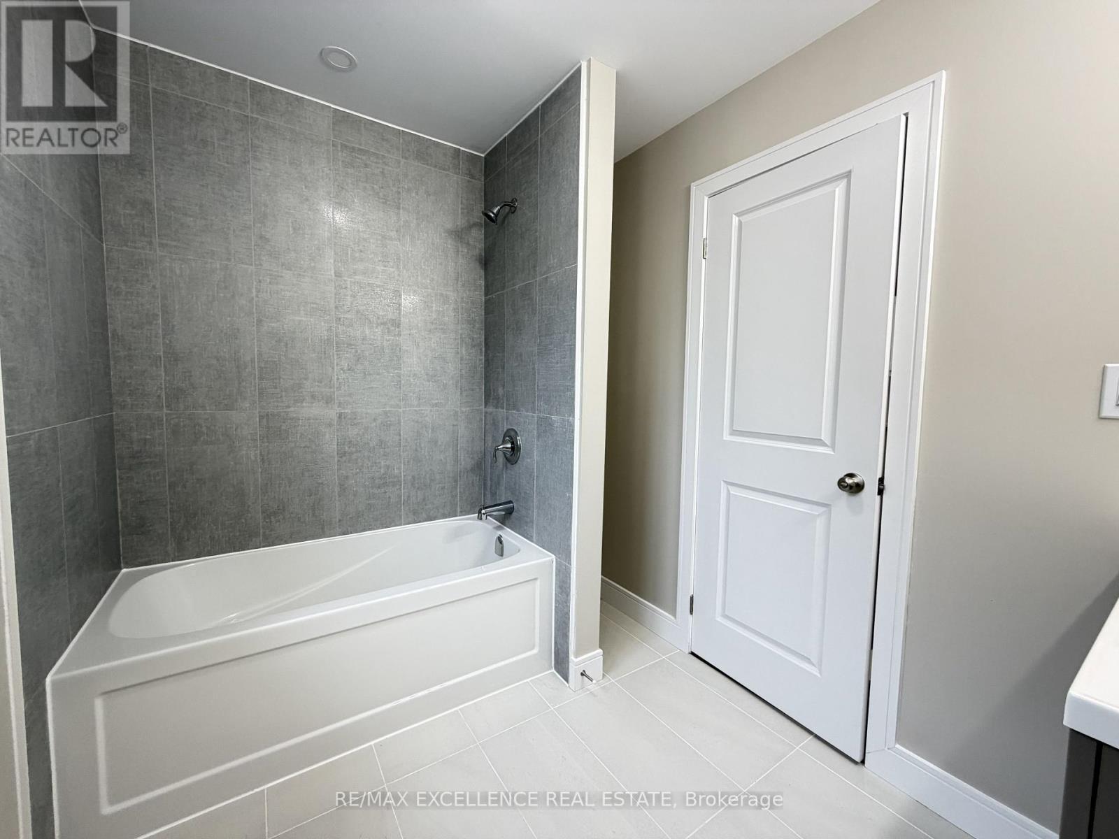 18 Huff Avenue Property Photo 14