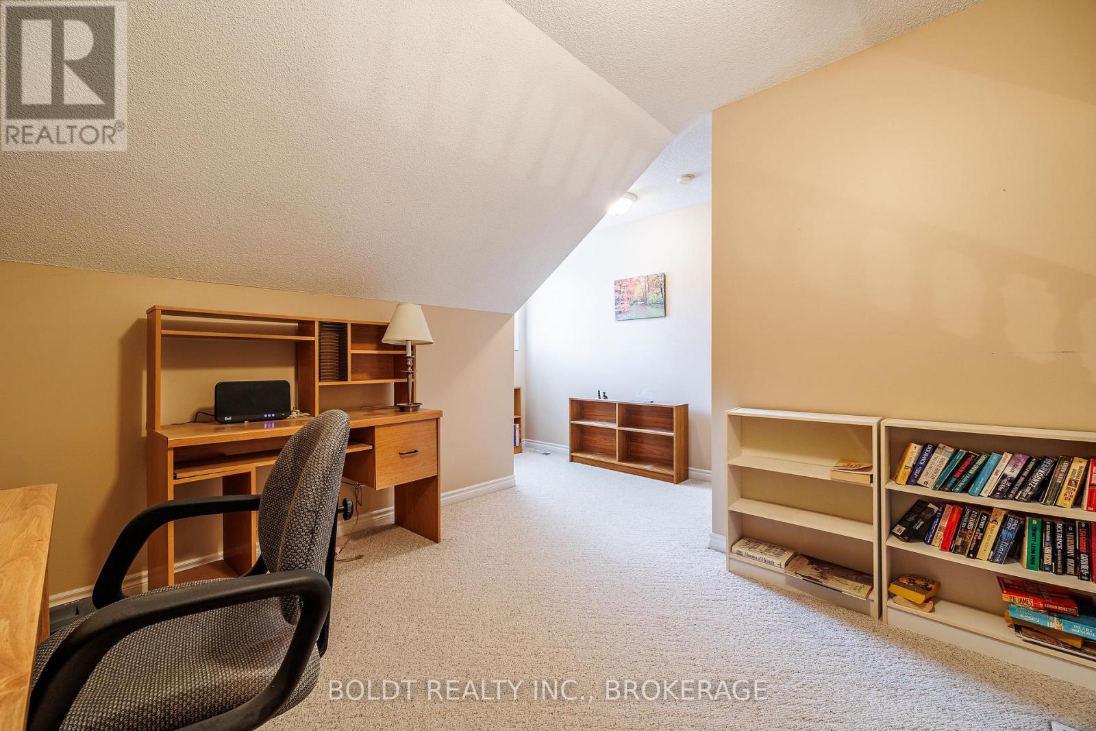 10 - 7370 Monastery Drive Property Photo 11