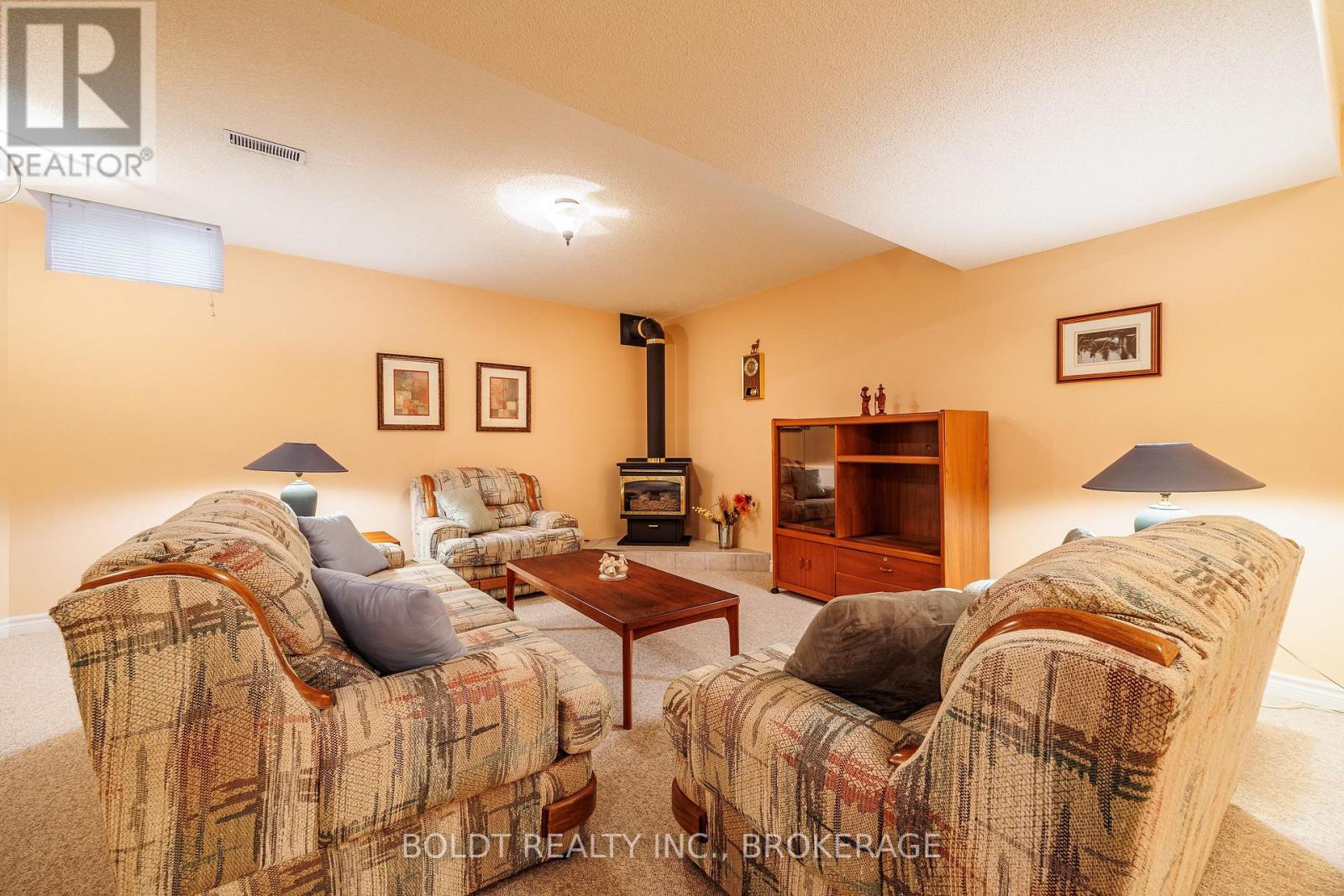 10 - 7370 Monastery Drive Property Photo 18