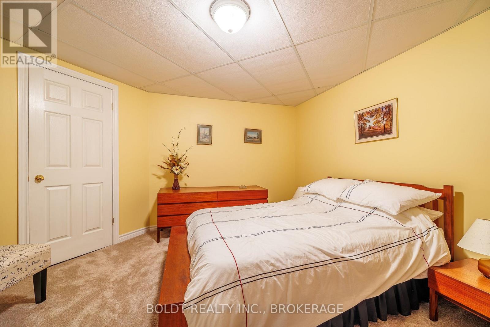 10 - 7370 Monastery Drive Property Photo 19