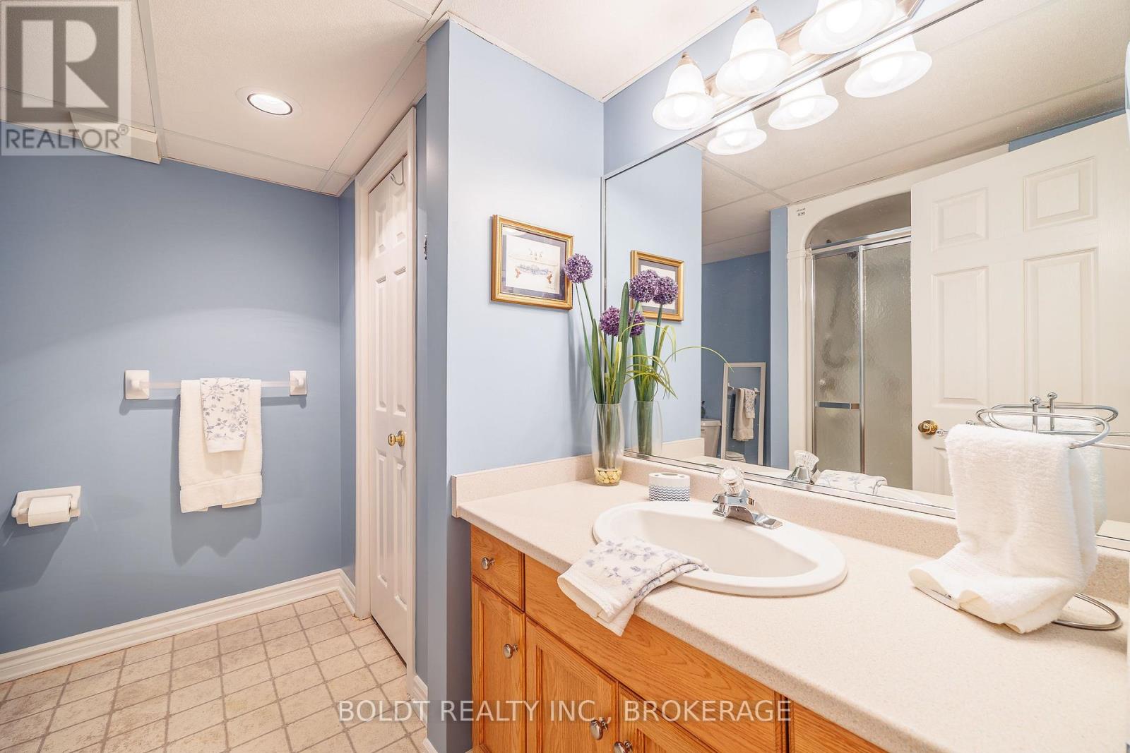10 - 7370 Monastery Drive Property Photo 21