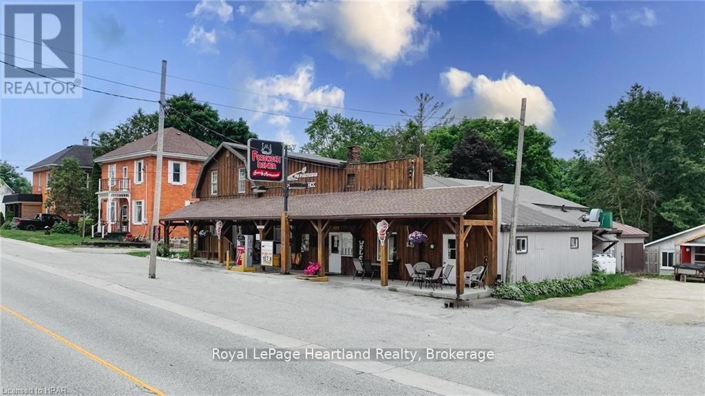 3064 Patrick Street Property Photo 1