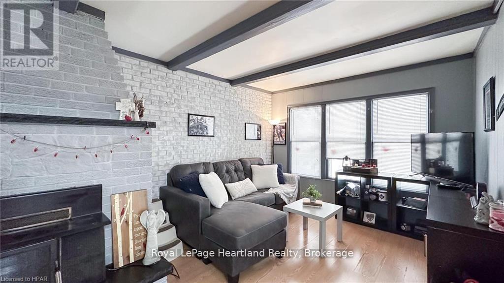 3064 Patrick Street Property Photo 20