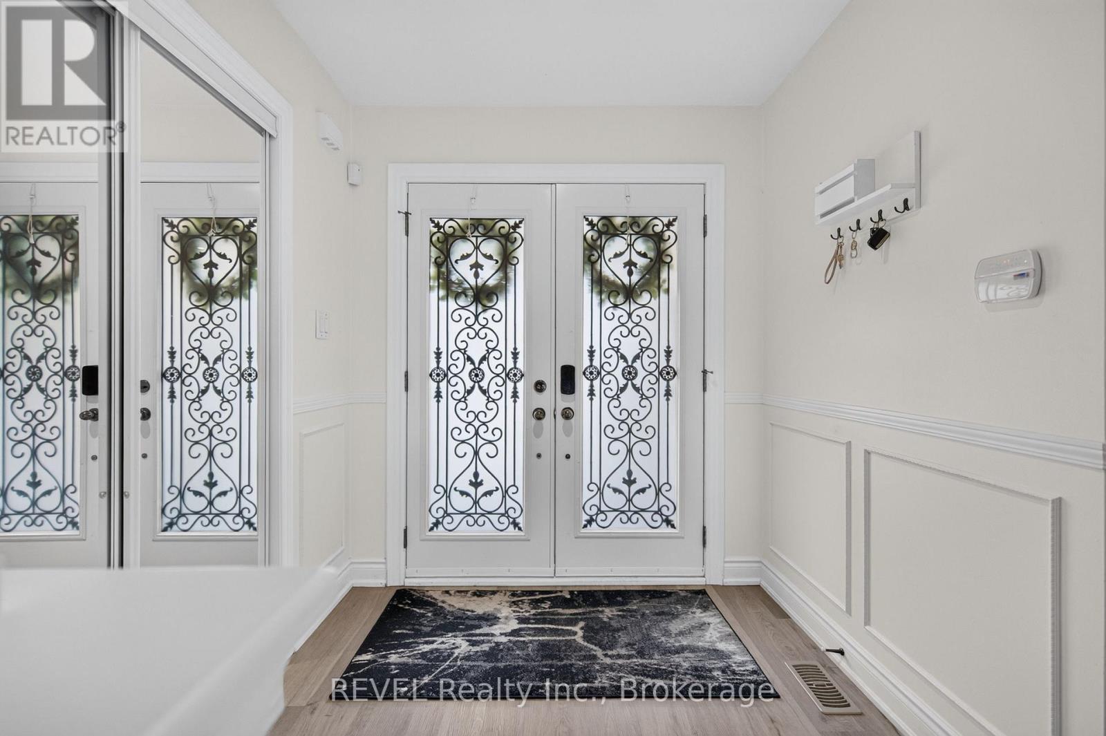 282 Webster Road Property Photo 6