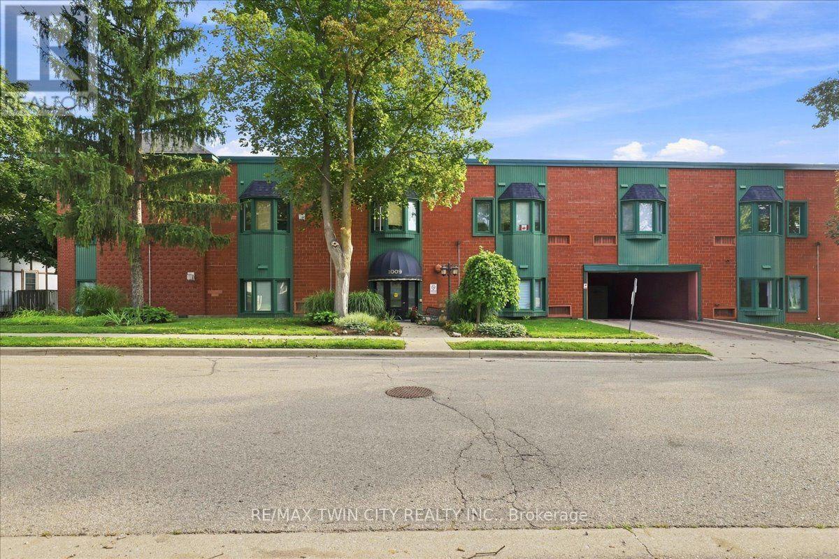 217 - 1009 Queenston Road Property Photo 1