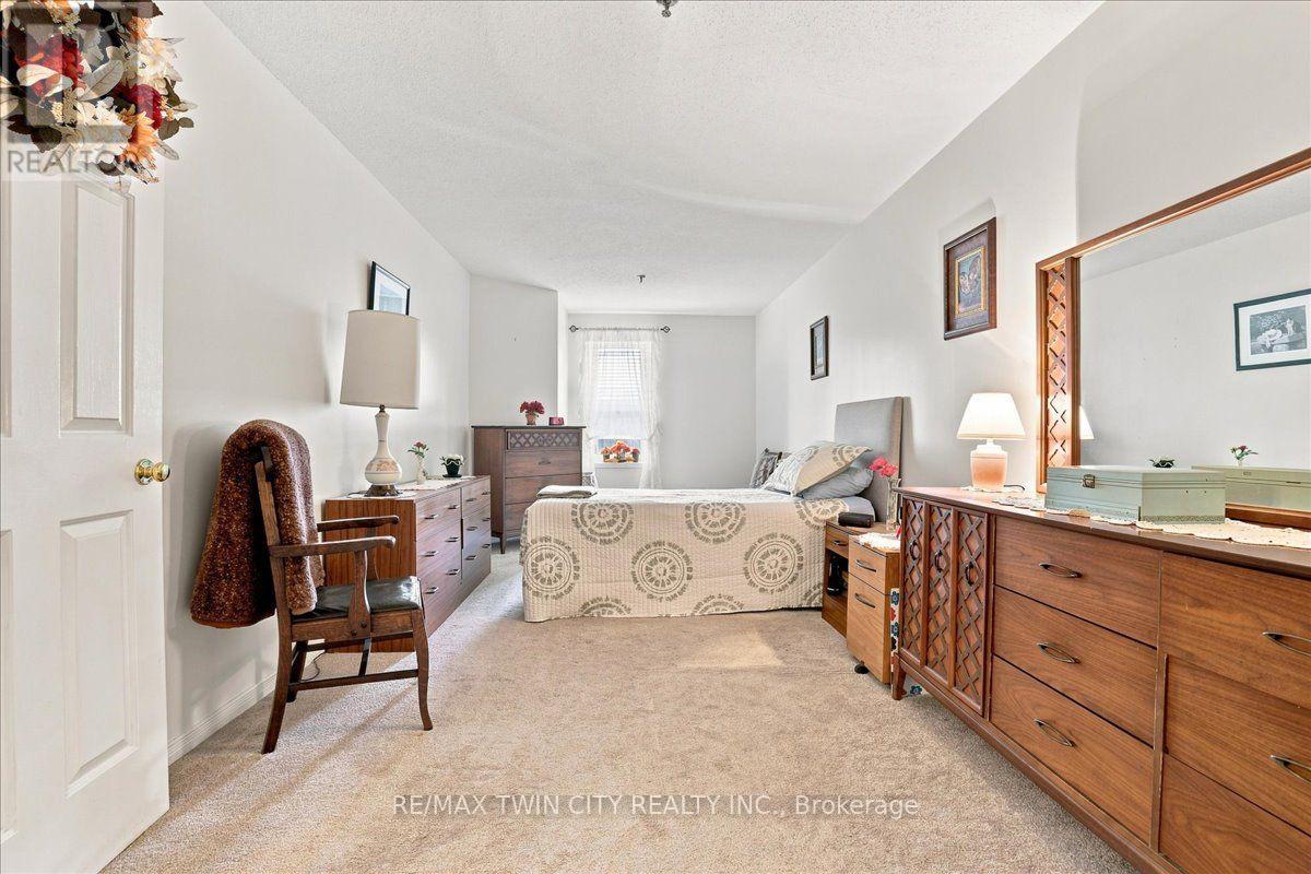 217 - 1009 Queenston Road Property Photo 7