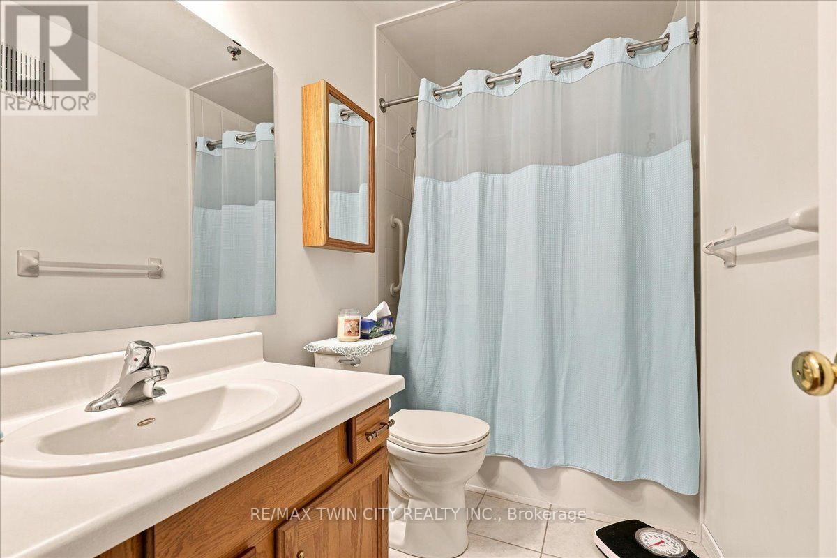 217 - 1009 Queenston Road Property Photo 35