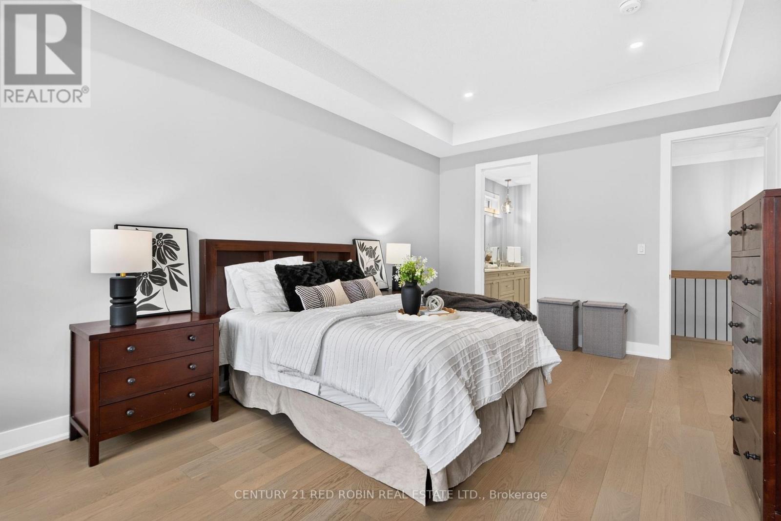 35 Elliot Street Property Photo 13