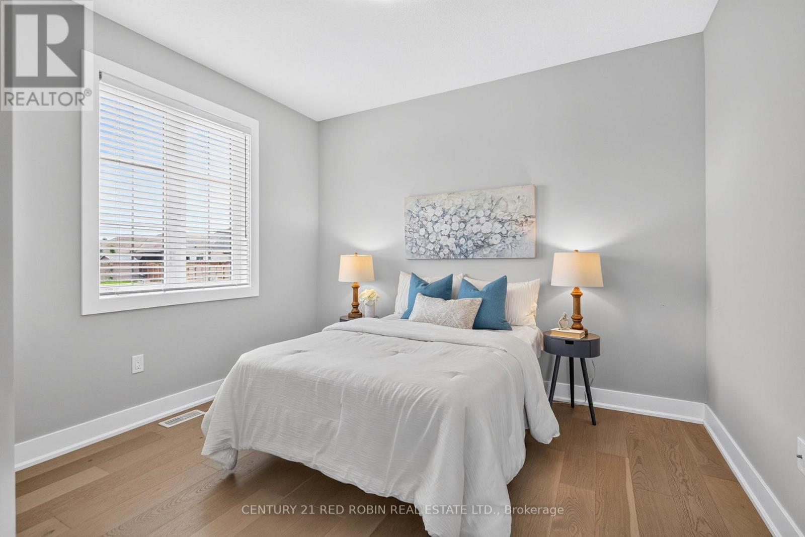 35 Elliot Street Property Photo 18