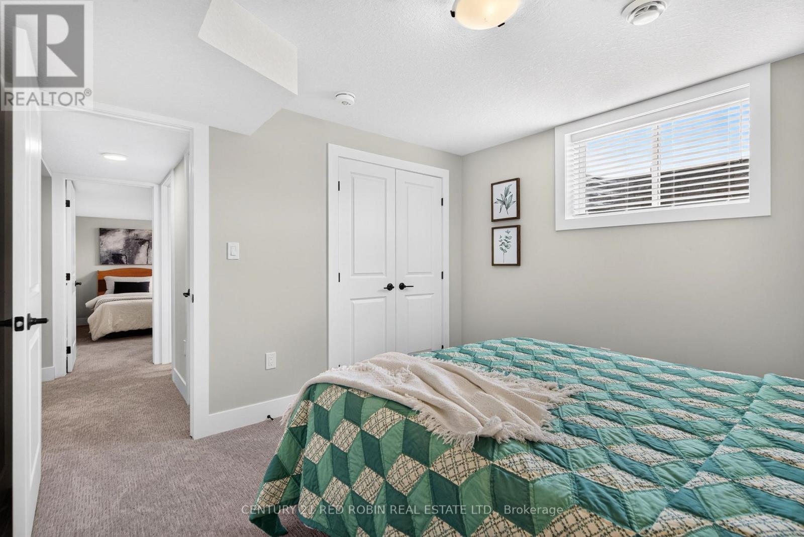 35 Elliot Street Property Photo 30