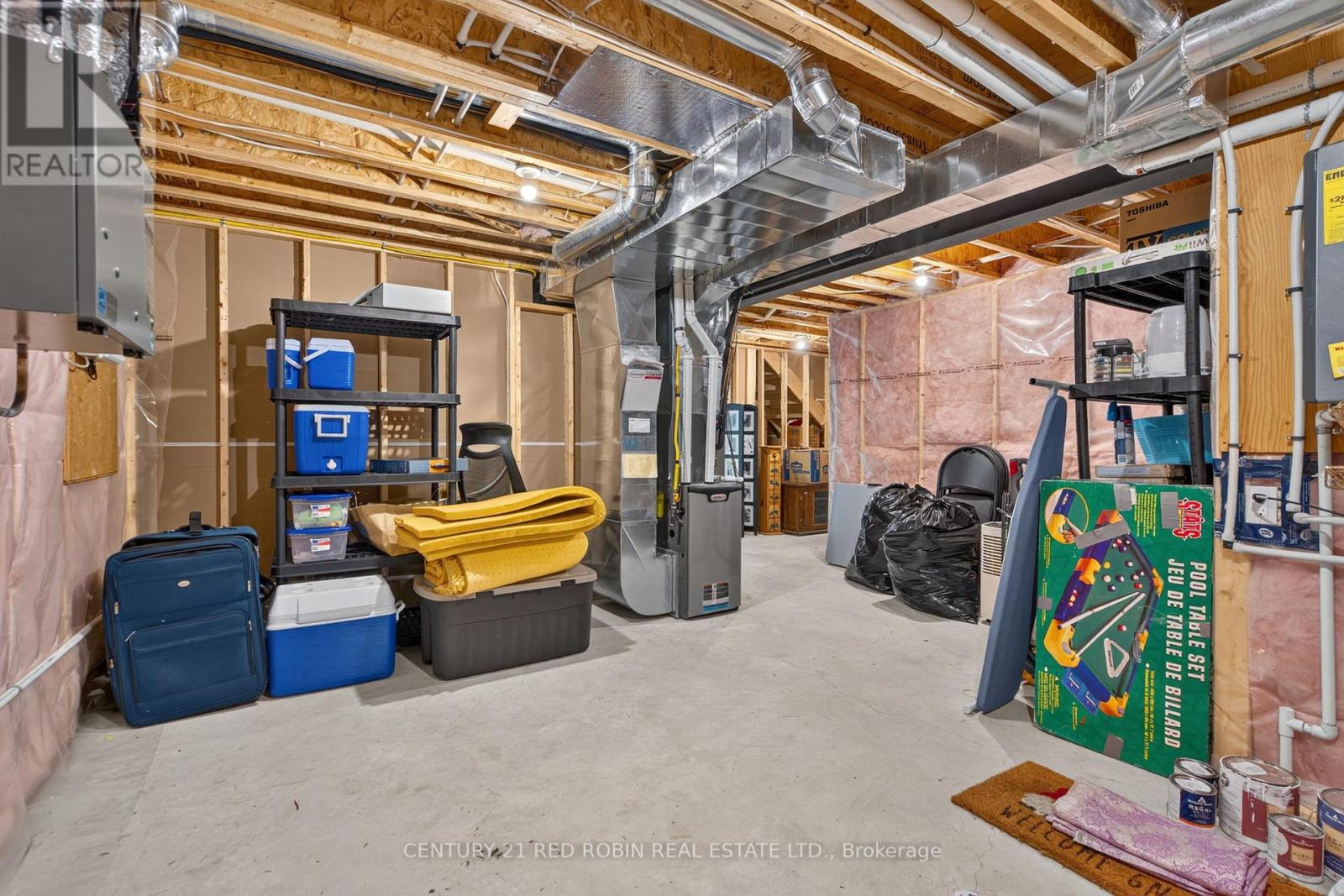 35 Elliot Street Property Photo 32