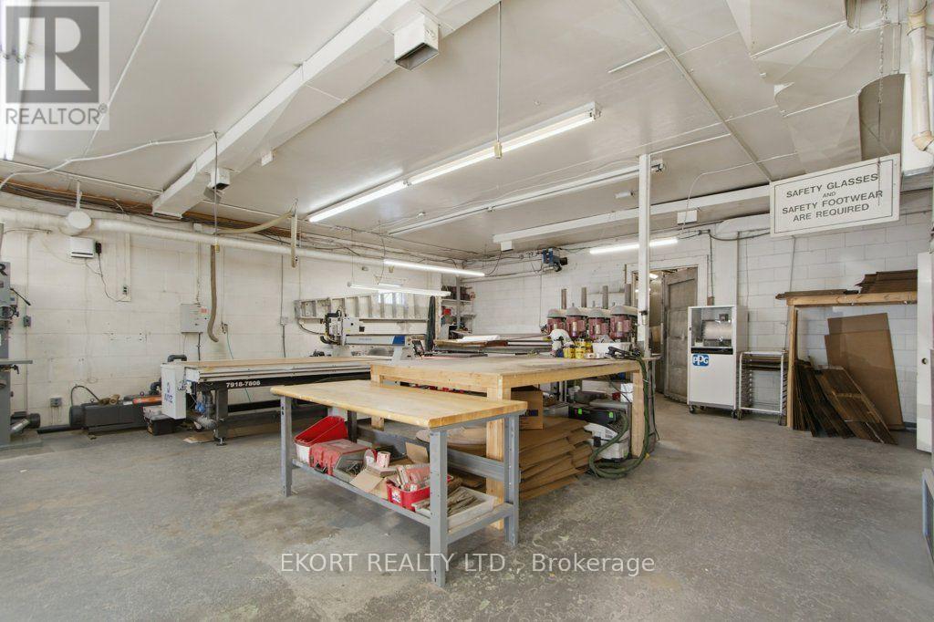 200 Stanley Street Property Photo 4