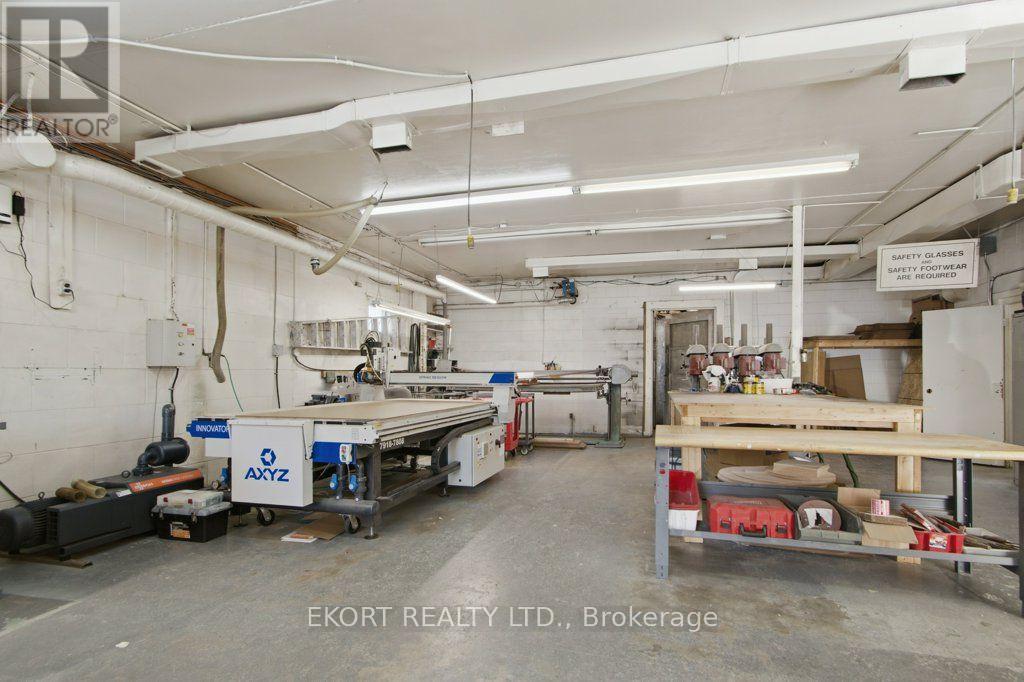 200 Stanley Street Property Photo 6