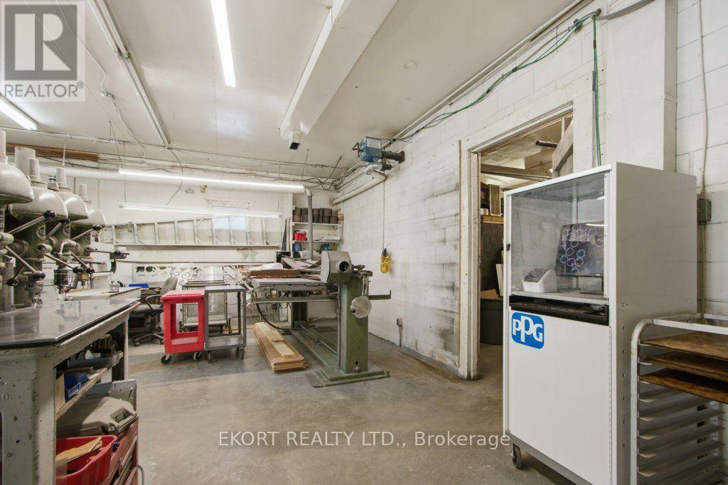 200 Stanley Street Property Photo 8