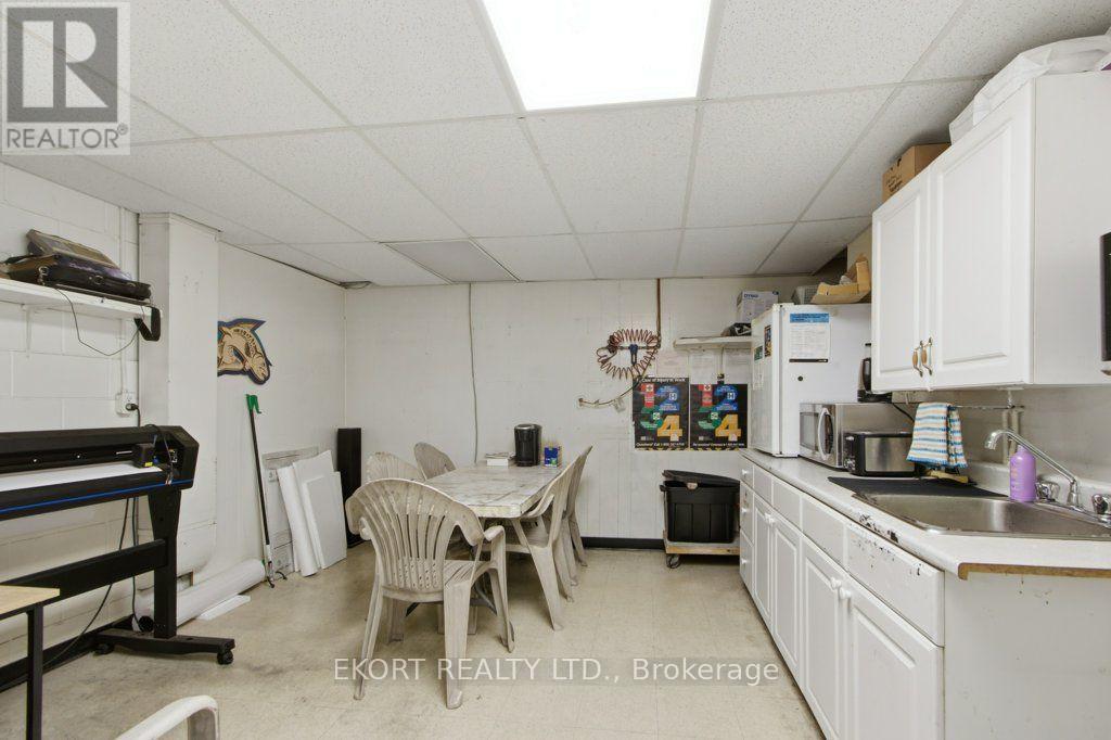 200 Stanley Street Property Photo 10